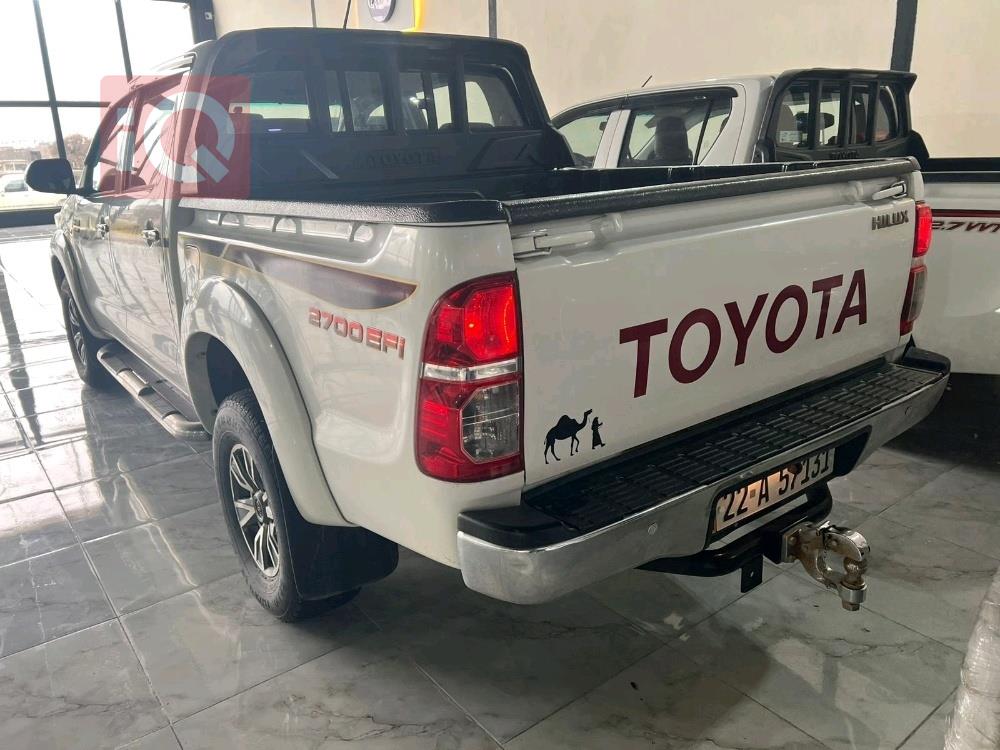 تويوتا هايلوكس